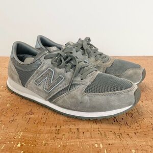 New Balance 420 Women’s 9 Grey Olive Sneakers